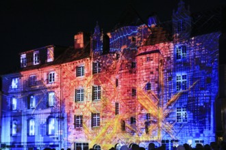 Projections on the façade of the Maison de la Duchesse Anne, light show at the turn of the year in