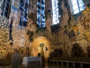 Spain, Majorca, Palma. La Seu Cathedral as a tourist attraction in the city centre. Austria