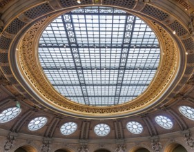 PARIS, FRANCE, OCTOBER 20, 2022 : Oval reading room in National Library, Richelieu site, Paris,