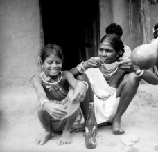 Mother and daughter, Maria tribal, jagdalpur, Chhattisgarh, India, Asia