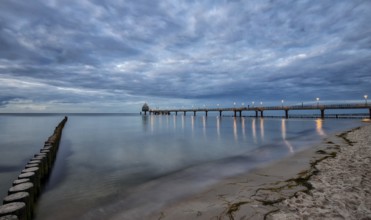 Zingst pier night shot