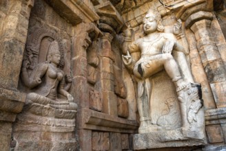 Saraswathi Saraswati, the goddess of learning and Dwarapalaka gate Keeper statue in 11th century