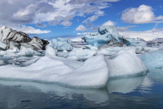 Jökulsarlon glacier lagoon, south coast, Iceland
