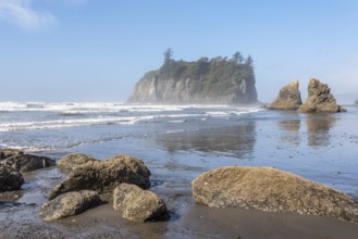 Famous Ruby Beach on the Pacific coast, Olympic National Park, USA