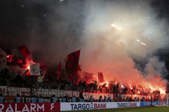 BEAUTIFUL SPORTS/ (DFL/DFB REGULATIONS PROHIBIT ANY USE OF PHOTOGRAPHS AS IMAGE SEQUENCES AND/OR
