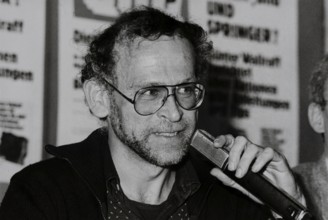 The well-known German investigative journalist Günter Walraff, April 1982, Munich