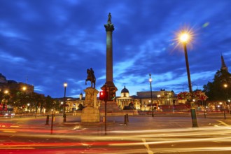 London Trafalgar Square sunset Nelson column in England