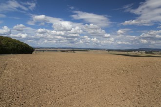 View from the Sonnenberg near Gaibach into the Schweinfurt countryside near Kolitzheim and the