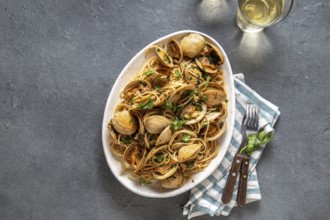 Food, Food, Seafood Pasta. ITALIAN SPAGHETTI ALLE VONGOLE. Clams spaghetti on white plate with