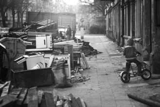 14/03/1982 GDR East Berlin district of Prenzlauer Berg. Scene during renovation work in
