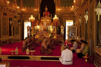 Wat Ratchabophit (Rajabophit) was constructed during the reign of King Chulalongkorn (Rama V, 1868