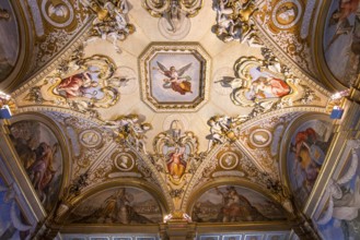 FLORENCE, ITALY, OCTOBER 28, 2015 : interiors and architectural details of Palazzo Pitti, october