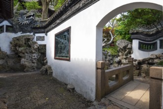 Chinese garden, historical garden, Chinese garden art, Yu Yuan, Yu Garden, Old Town, Shanghai,