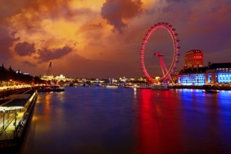 London sunset at Thames river near Big Ben in England