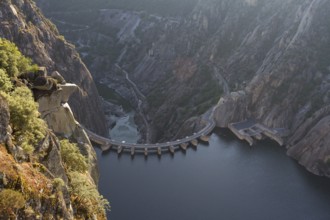 Aldeadavila dam from the Mirador del Fraile, Las Arribes del Duero, Aldeadavila de la Ribera,