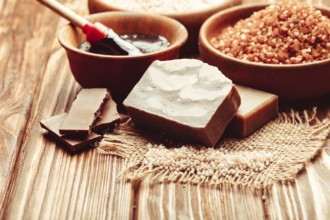 Chocolate spa - sea salt, handmade soap and hot mask
