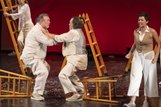 The Great Asylum, Cia. Estudi Zero, on the poetic work of Antonina Canyelles, Teatre Principal de