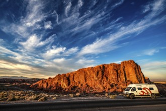 Motorhome in front of Gibraltar Rock, Valley of Fire State Park, Nevada, USA
