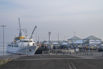 Ferry to Heligoland, ferry terminal, Elbe, Cuxhaven, Lower Saxony, Germany