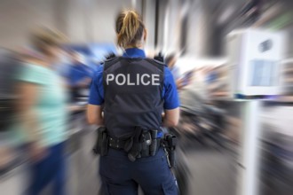 Police policewoman