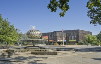 The Great Ball Fountain, FEZ, Wuhlheide, Oberschoeneweide, Berlin, Germany