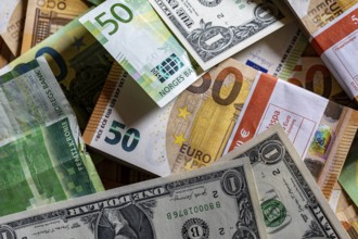 Close-up, banknotes, euro, US dollar, Norwegian krone. euro also in bundles