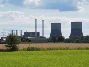 Gas-fired power plant in the immediate vicinity of the village of Maasbracht, province of Limburg,