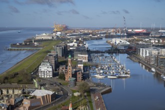 Havenwelten, Neuer Hafen, Kaiserhafen, Containerhafen, Weser, view from the observation deck of the