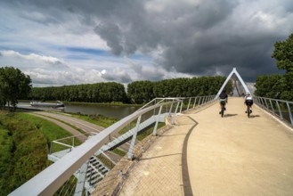 The Liniebrug, bicycle and pedestrian bridge over the Amsterdam-Rhine Canal near the village of