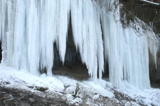 Tourist attraction, icicles in the Eistobel near Isny/Maierhöfen, Allgäu, Bavaria, Germany, Allgäu,