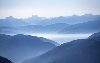 Mountain silhouettes, mountain panorama, view from the Wilder Freiger, Stubai Alps, South Tyrol,