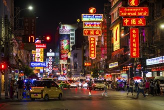 Shopping street with neon signs and street restaurants, nightlife, Yaowarat Road, Chinatown,