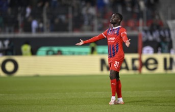 Sirlod Conteh 1. FC Heidenheim 1846 FCH (31) Gesture Gesture angry Relegation, Bundesliga,