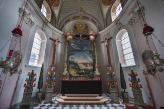 Culisse on the high altar during Lent, Church of St Peter and Pau, Telfs, Bezrk, Innsbruck, Austria