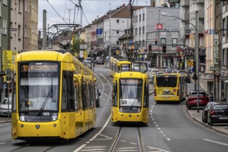 Ruhrbahn tram, on Altendorfer Straße, intersection Helenenstraße, in Essen, rush hour, traffic,