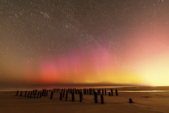 Northern Lights with Milky Way at the North Sea, Hörnum, Sylt, Schleswig-Holstein