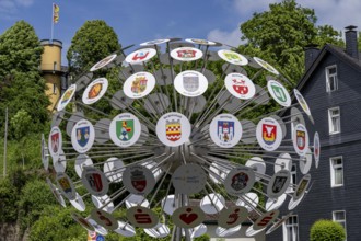 The coat of arms tree of Bergneustadt in the Oberbergischer Kreis, 102 panels show the coats of