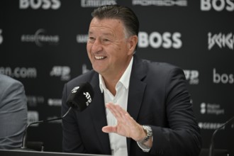 PK Press Conference, Tournament Director Edwin Weindorfer, smiles, gesture gesture tennis, ATP 250,