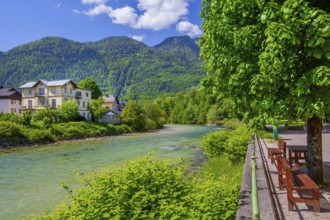 Riverside promenade on the Traun, Bad Ischl, Trauntal, Salzkammergut, Upper Austria, Austria