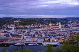 Old town at dusk from the Veste Oberhaus, Passau, Lower Bavaria, Bavaria, Germany