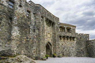 Eilean Donan Castle, Loch Duich, Isle of Skye, Highlands, Scotland, UK