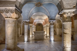 Interior view, ribbed vault, ancient Roman crypt, Cathédrale Notre-Dame de Bayeux, Bayeux,