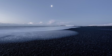 Black Beach, Vik, Full Moon, Ring Road, Sea, Beach, Stones, Waves, Black, Mountains, Frost, Winter,