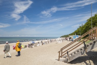 Natural sandy beach, tourists, staircase, Baltic resort Rerik, Baltic Sea, Rostock district,