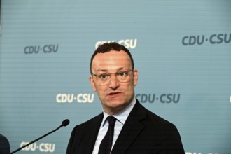 The Chairman of the CDU/CSU parliamentary group, Jens Spahn (CDU), and his deputy Alexander