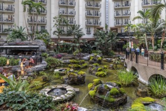Guests dining at the Cascades American Cafe inside Gaylord Opryland Resort and Convention Center in
