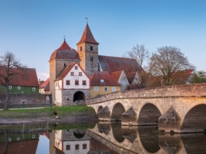 Ornbau in the evening light, medieval stone bridge over the river Altmühl, Altmühl bridge, town