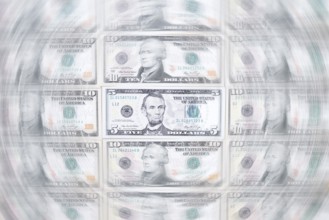 US dollar notes, 10 dollars, 5 dollars, banknotes