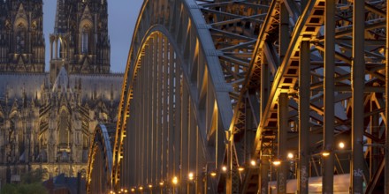 LED lights, evening mood at Cologne Cathedral, Hohenzollern Bridge, Cologne, North