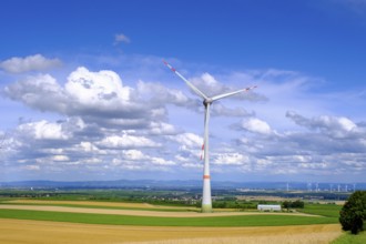 Wind farm in the fields near Alzey, Rhineland-Palatinate, Germany